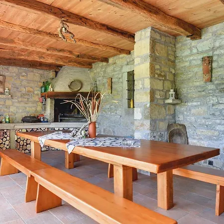Traditionelle Istrische Mit Privatem Pool, Wlan, Trampolin Semesterbostad